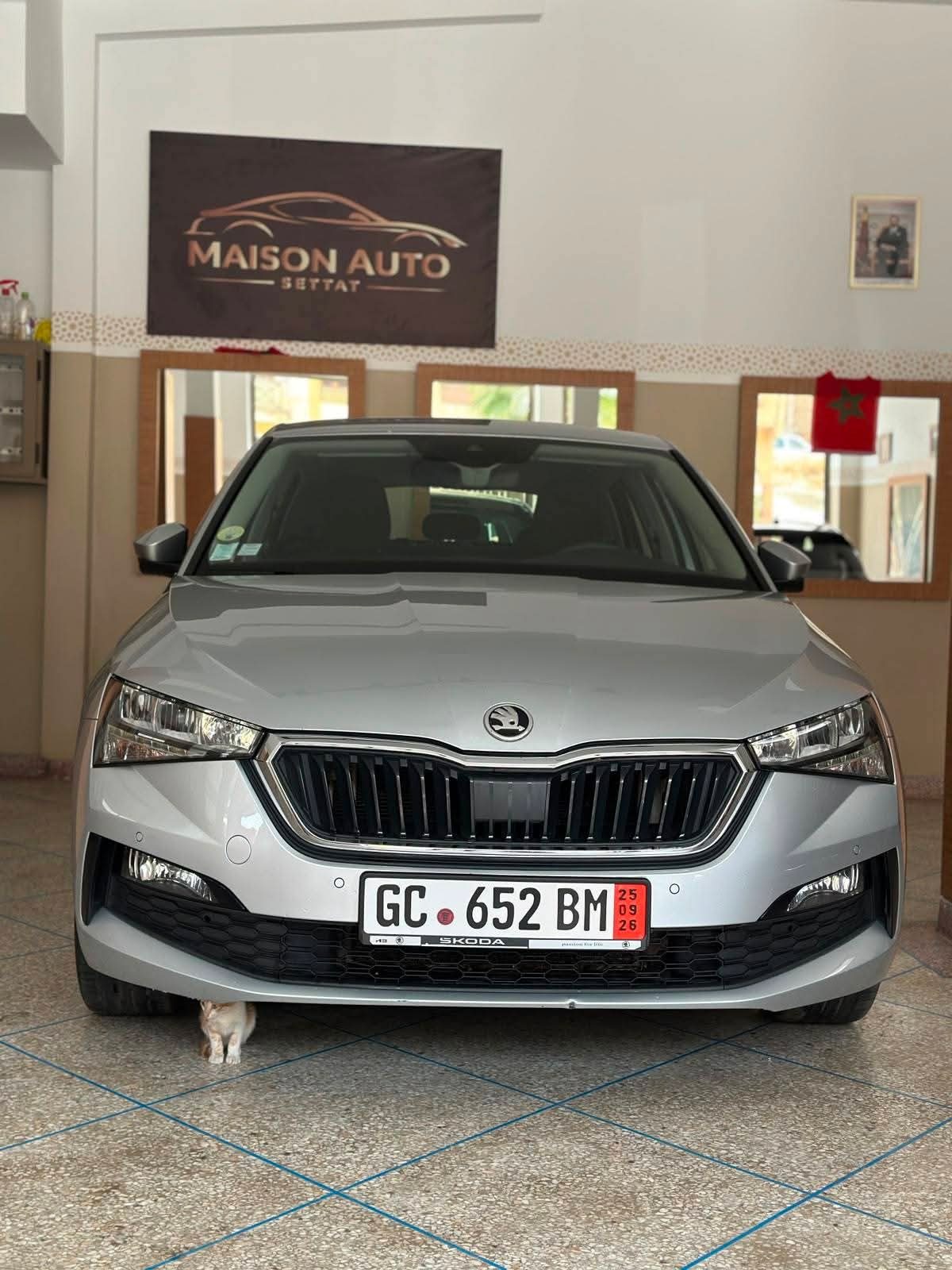 Ṣ̌koda scala 2022 dw 2026 sbaght dar 3amra km 140 alf kaina fi lataouia 0713004241