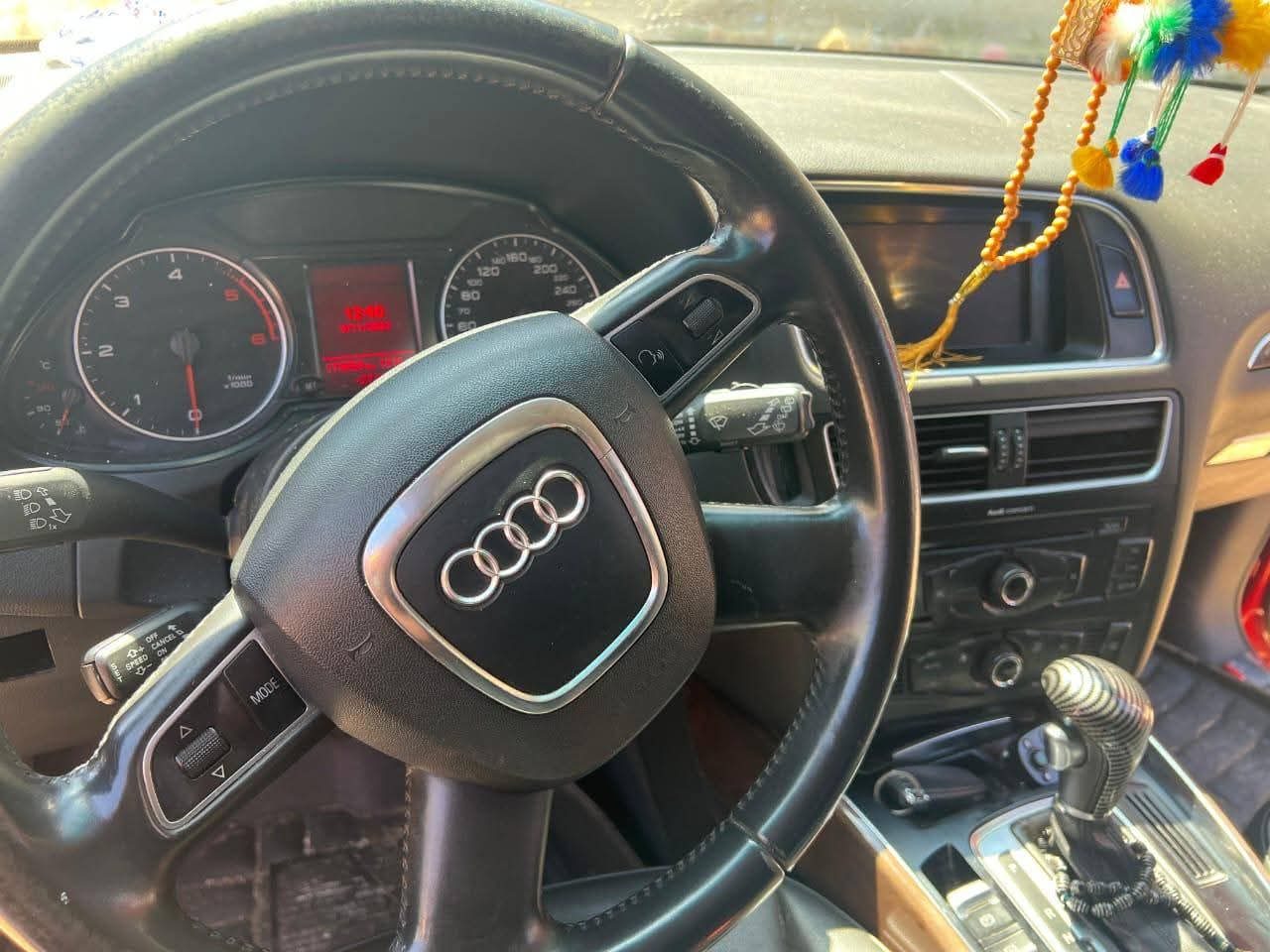 audi Q5 Car in Good Condition Model 2011 Hit 230000 Km 8 Horse Phone Number 0649321668 - Cars - El Jadida - photo 4