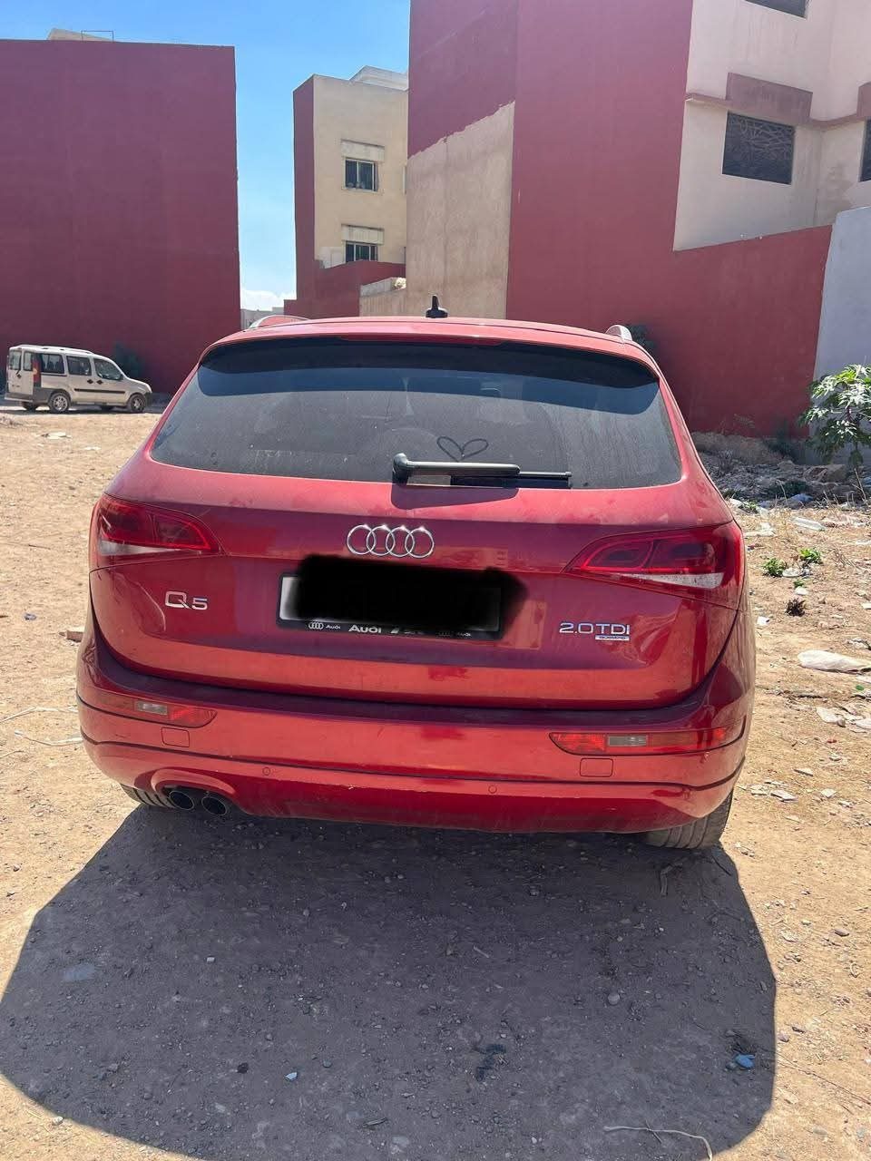 audi Q5 Car in Good Condition Model 2011 Hit 230000 Km 8 Horse Phone Number 0649321668 - Cars - El Jadida - photo 3
