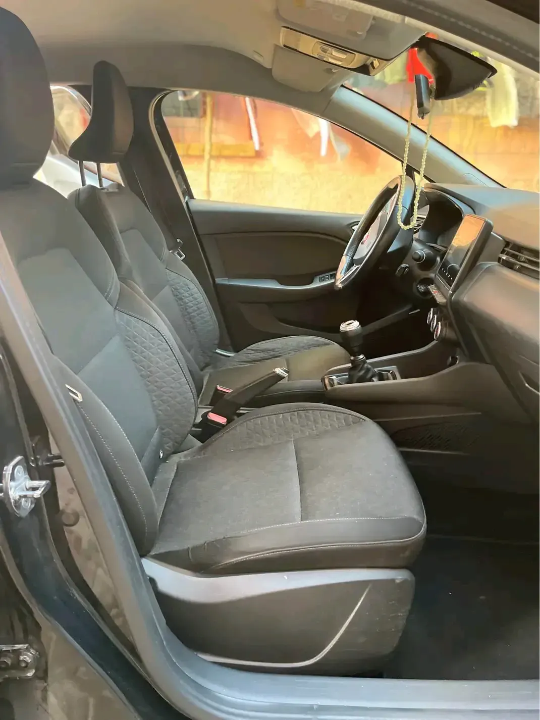 Renault Clio · 2010 · ديزل - سيارات - الدار البيضاء - صورة 5