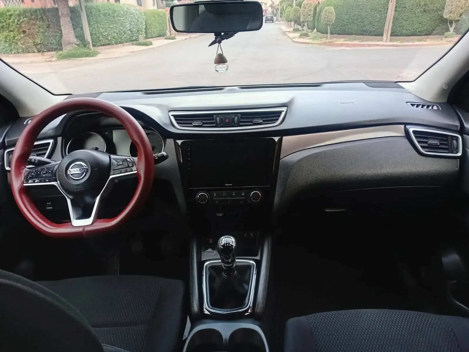 NISSAN QASHQAI 2020 – للبيع 📅 سنة 2020 – موديل 8 ⚙️ 1.6 ديزل 🔧 مانيوال ✨ Stop Star 🆕 طمبيلة جديدة - سيارات - المحمدية - صورة 3