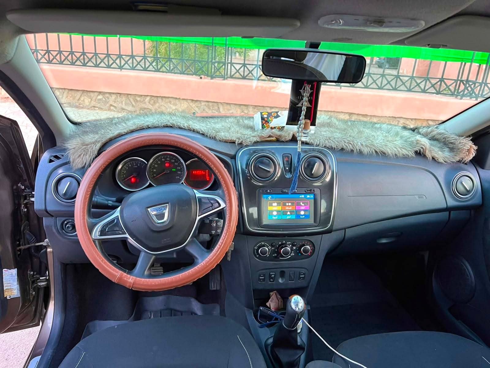 سيارة Dacia Logan في أكادير - سيارات - اكادير - صورة 4