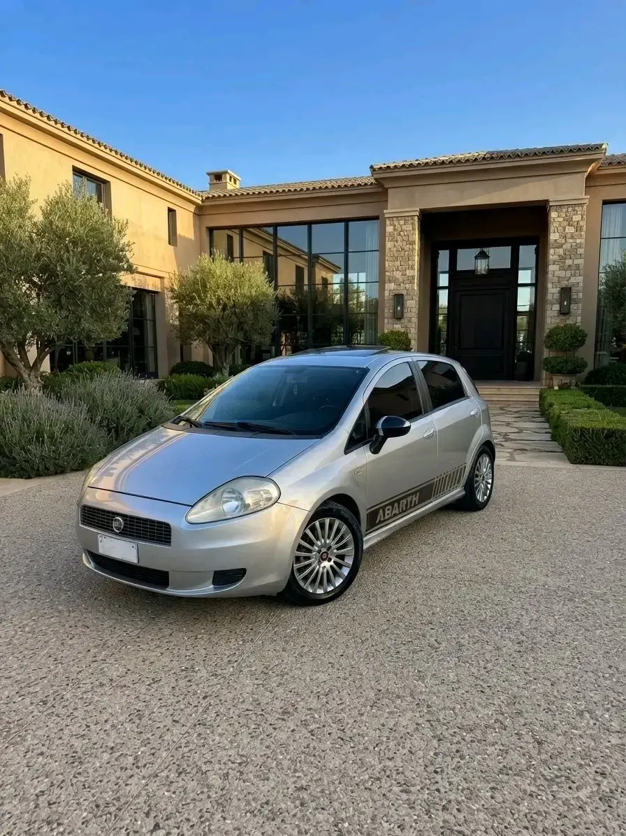 Fiat Punto · 2008 · بنزين - سيارات - الدار البيضاء - صورة 2
