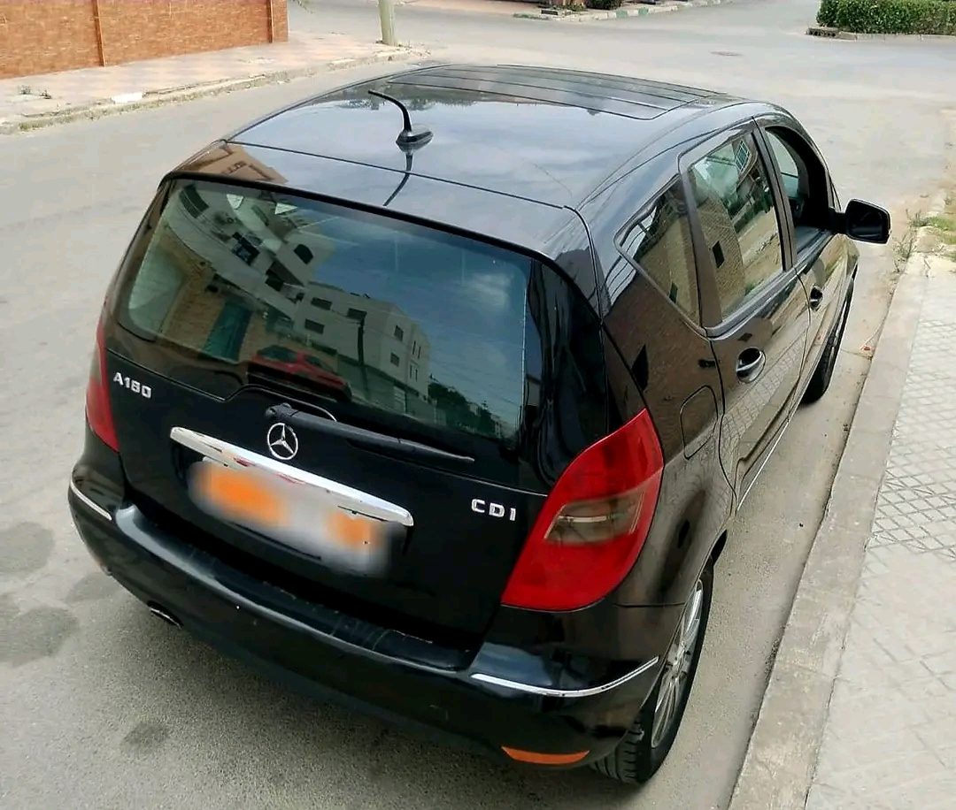 سيارة Mercedes A180 CDI 2011 في طنجة - سيارات - طنجة - صورة 4