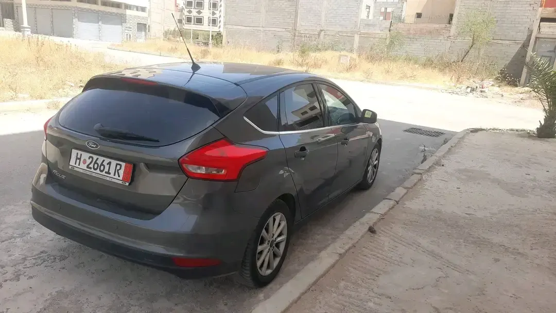 Ford Focus · 2017 · أوتوماتيك · ديزل - سيارات - سطات - صورة 5