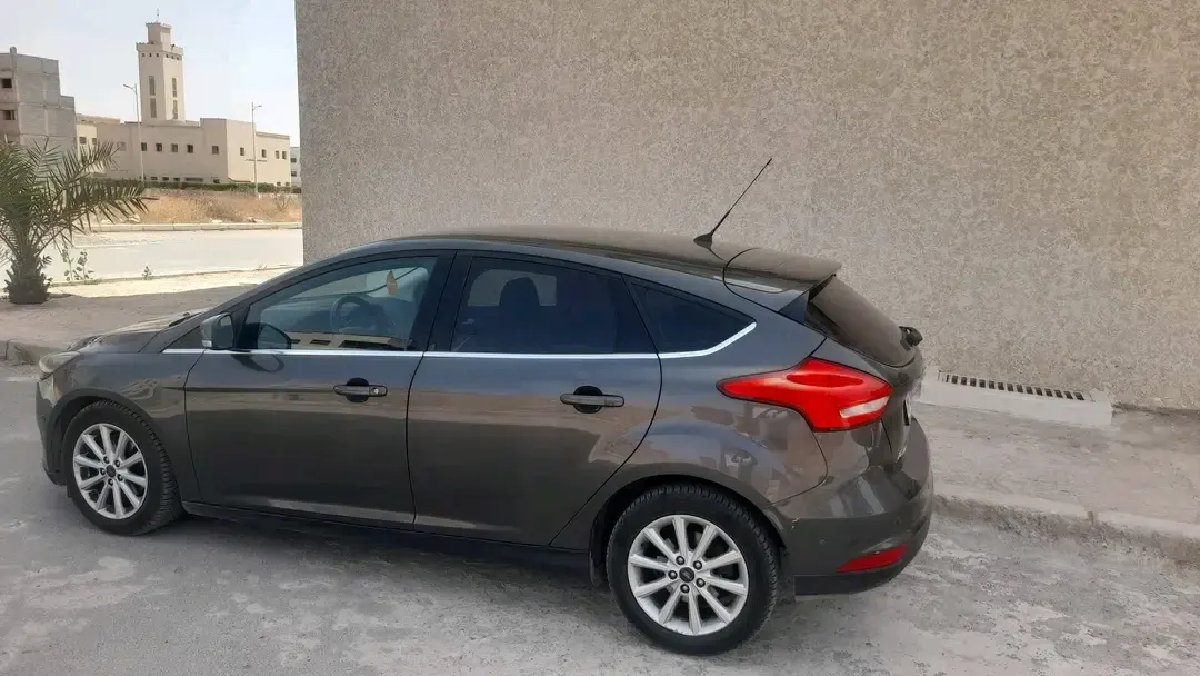 Ford Focus · 2017 · أوتوماتيك · ديزل - سيارات - سطات - صورة 3