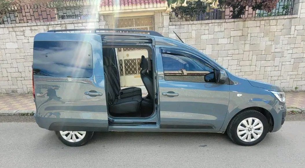 سيارة Renault Express 2023 في طنجة - سيارات - طنجة - صورة 3