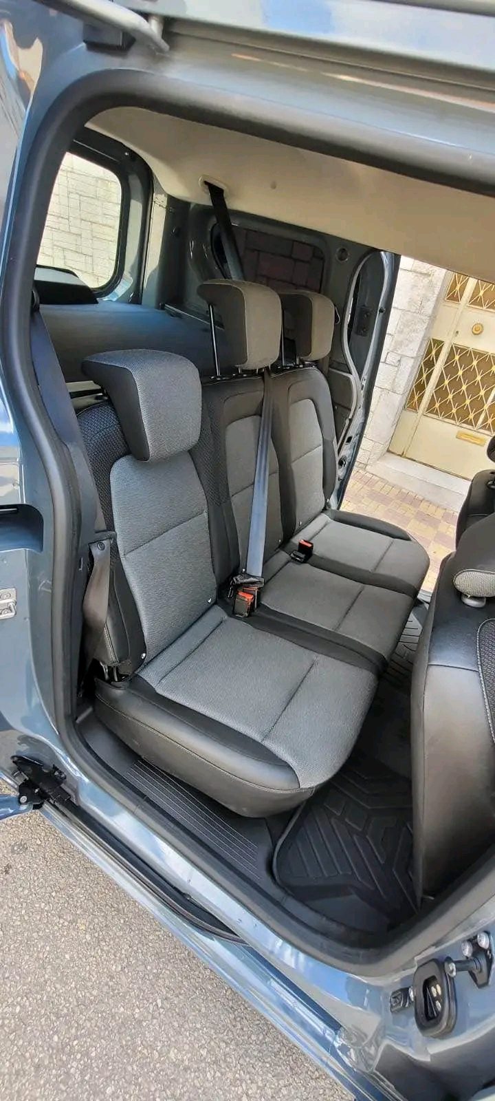 سيارة Renault Express 2023 في طنجة - سيارات - طنجة - صورة 8