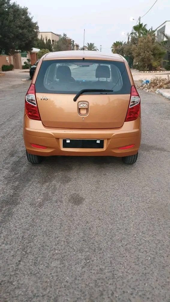 سيارة Hyundai I10 2016 في أكادير - سيارات - اكادير - صورة 2