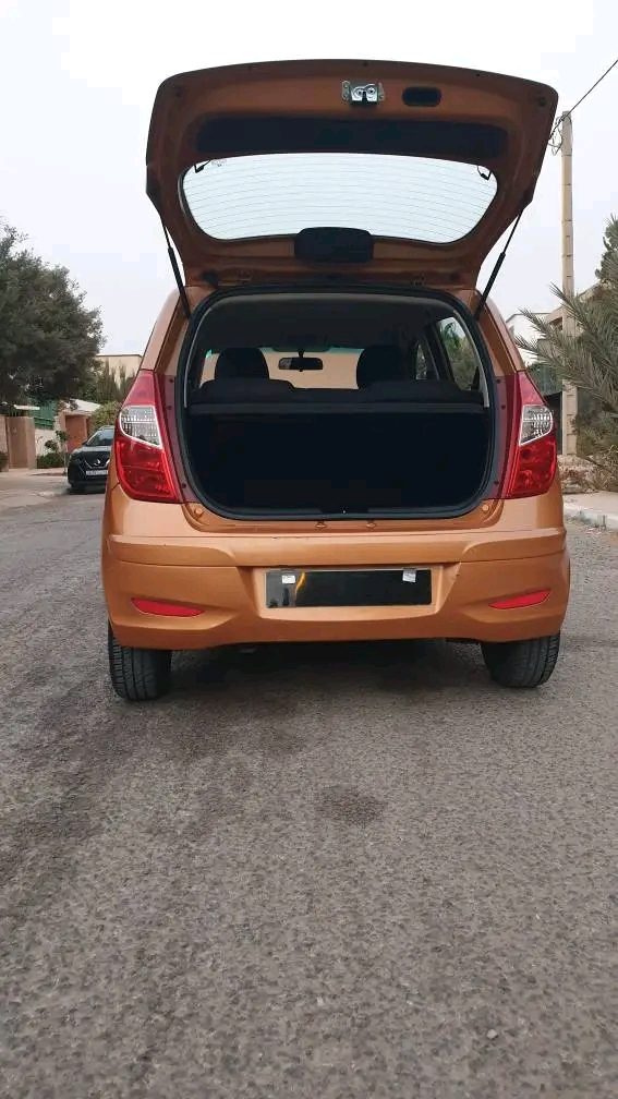 سيارة Hyundai I10 2016 في أكادير - سيارات - اكادير - صورة 9
