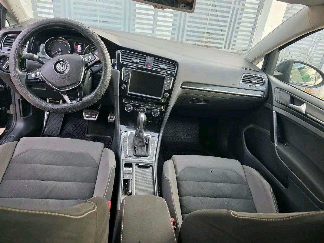 سيارة Volkswagen Golf 7 2.0TDI 2014 في الرباط - سيارات - الرباط - صورة 7