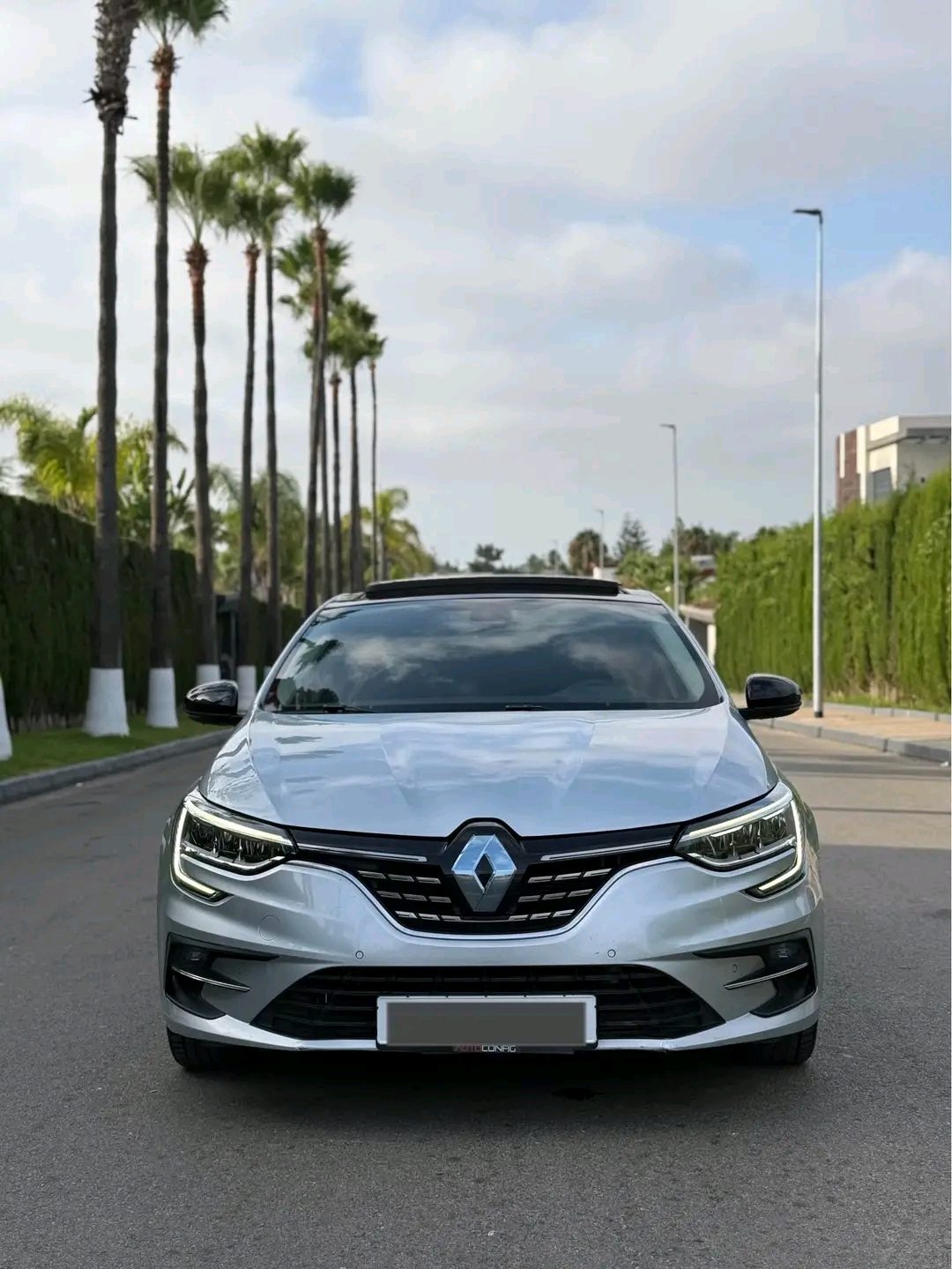 سيارة Renault Megane 4 - 2024 في الدار البيضاء - سيارات - الدار البيضاء - صورة 3