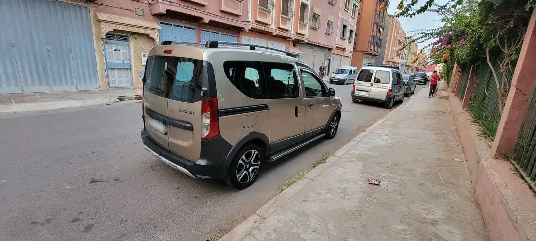 سيارة Dacia Dokker 2018 في أكادير - سيارات - اكادير - صورة 4
