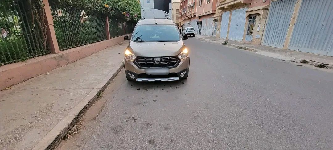 سيارة Dacia Dokker 2018 في أكادير