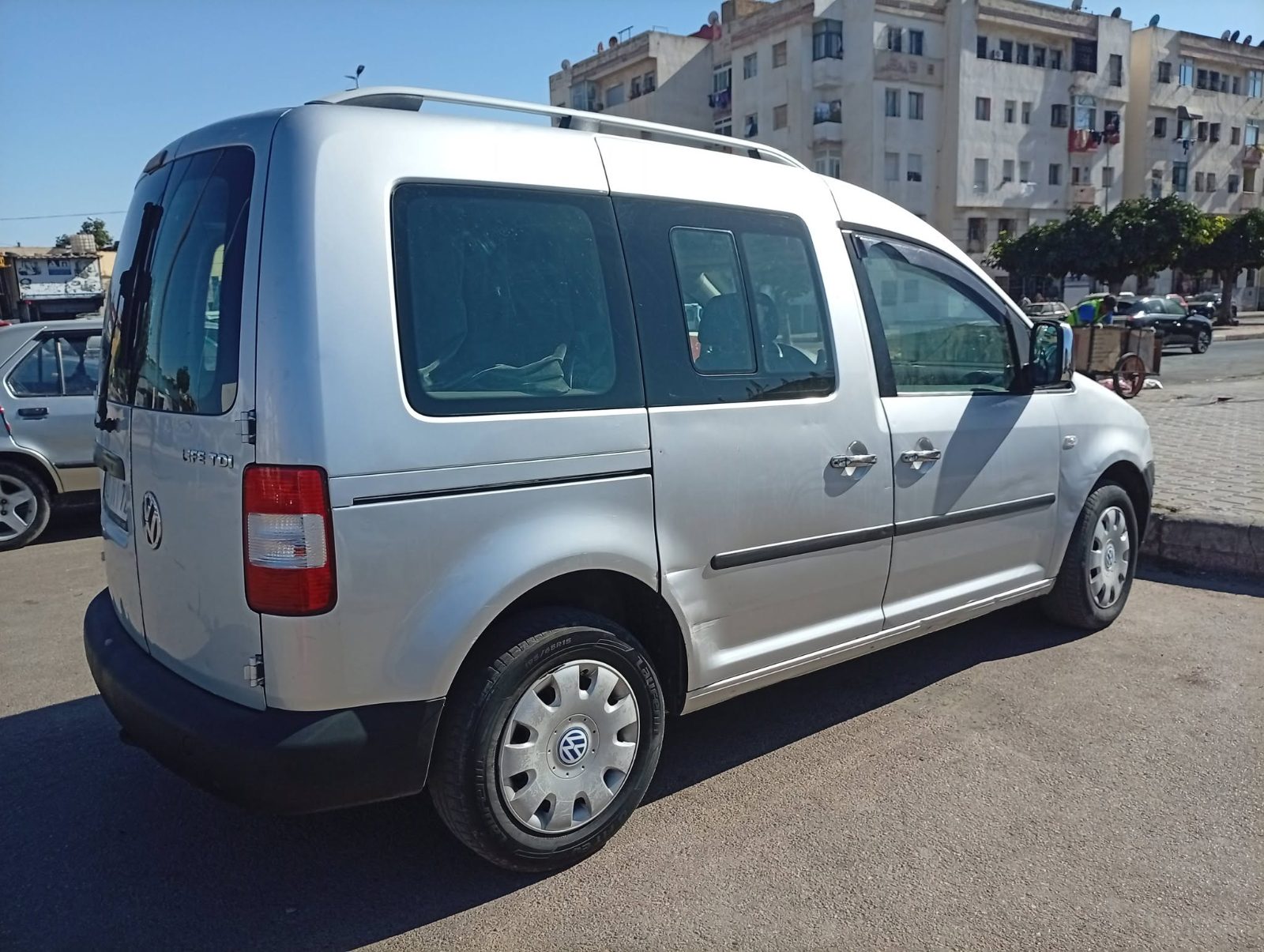سيارة Volkswagen Caddy 2009 في الدار البيضاء - سيارات - الدار البيضاء - صورة 4