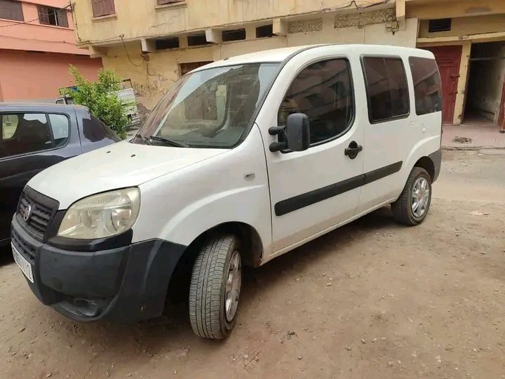 سيارة Fiat Doblo 2007 في الدار البيضاء
