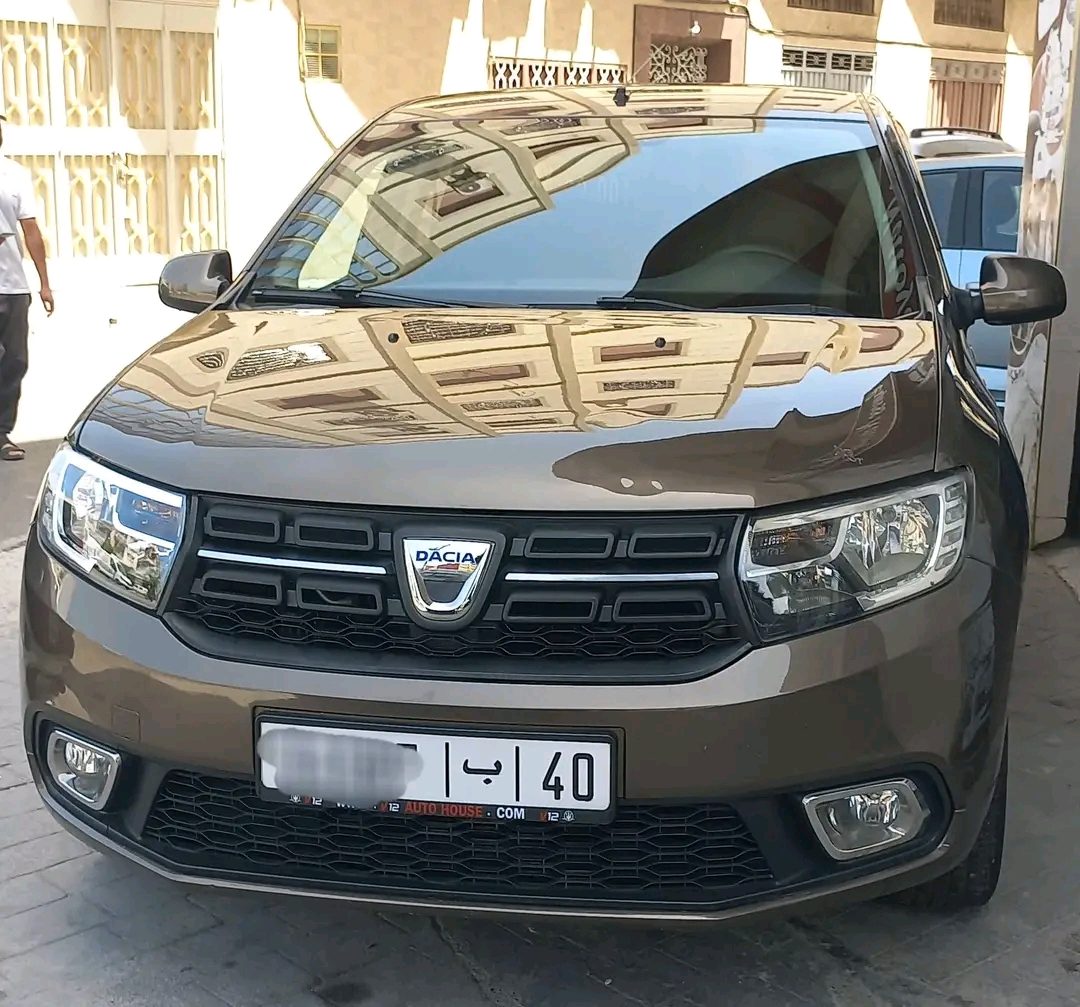 سيارة Dacia Logan 2020 باللون البني في طنجة